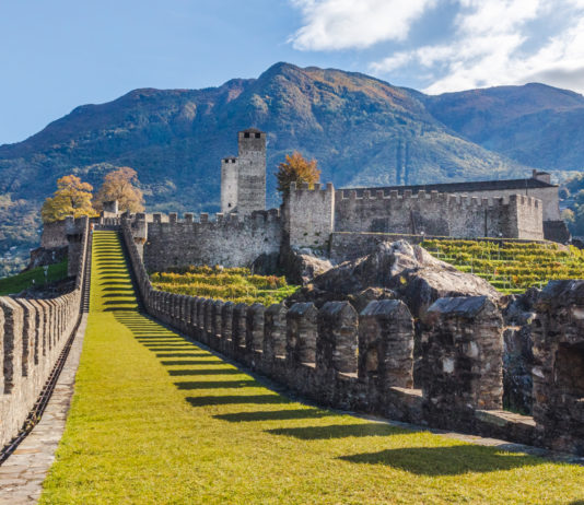 Castelli di Bellinzona: il PC sostiene il referendum
