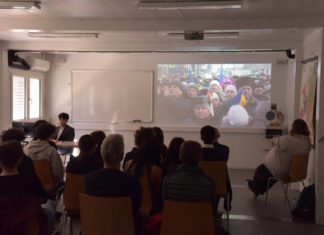 Basta interferenze dell’ambasciata ucraina: cosa insegnare nelle scuole ticinesi non lo decide Zelensky!